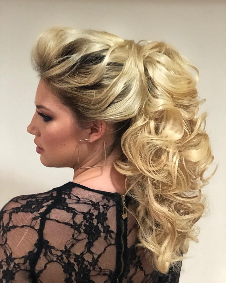 Penteado solto feito por Rogério Krisan
